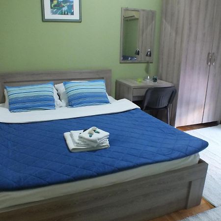 Apartment Temple พอดโกริกา ภายนอก รูปภาพ