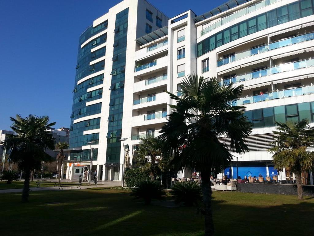 Apartment Temple พอดโกริกา ภายนอก รูปภาพ