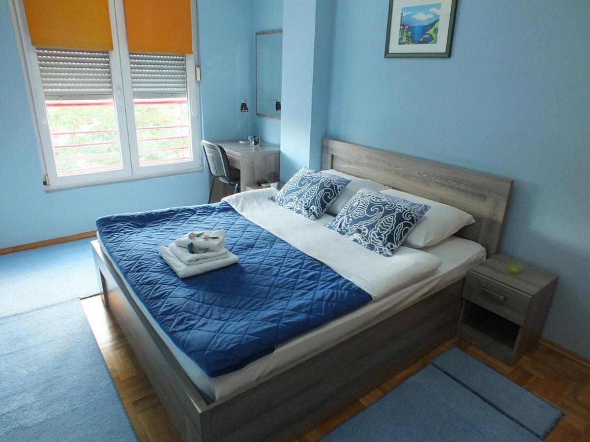 Apartment Temple พอดโกริกา ภายนอก รูปภาพ