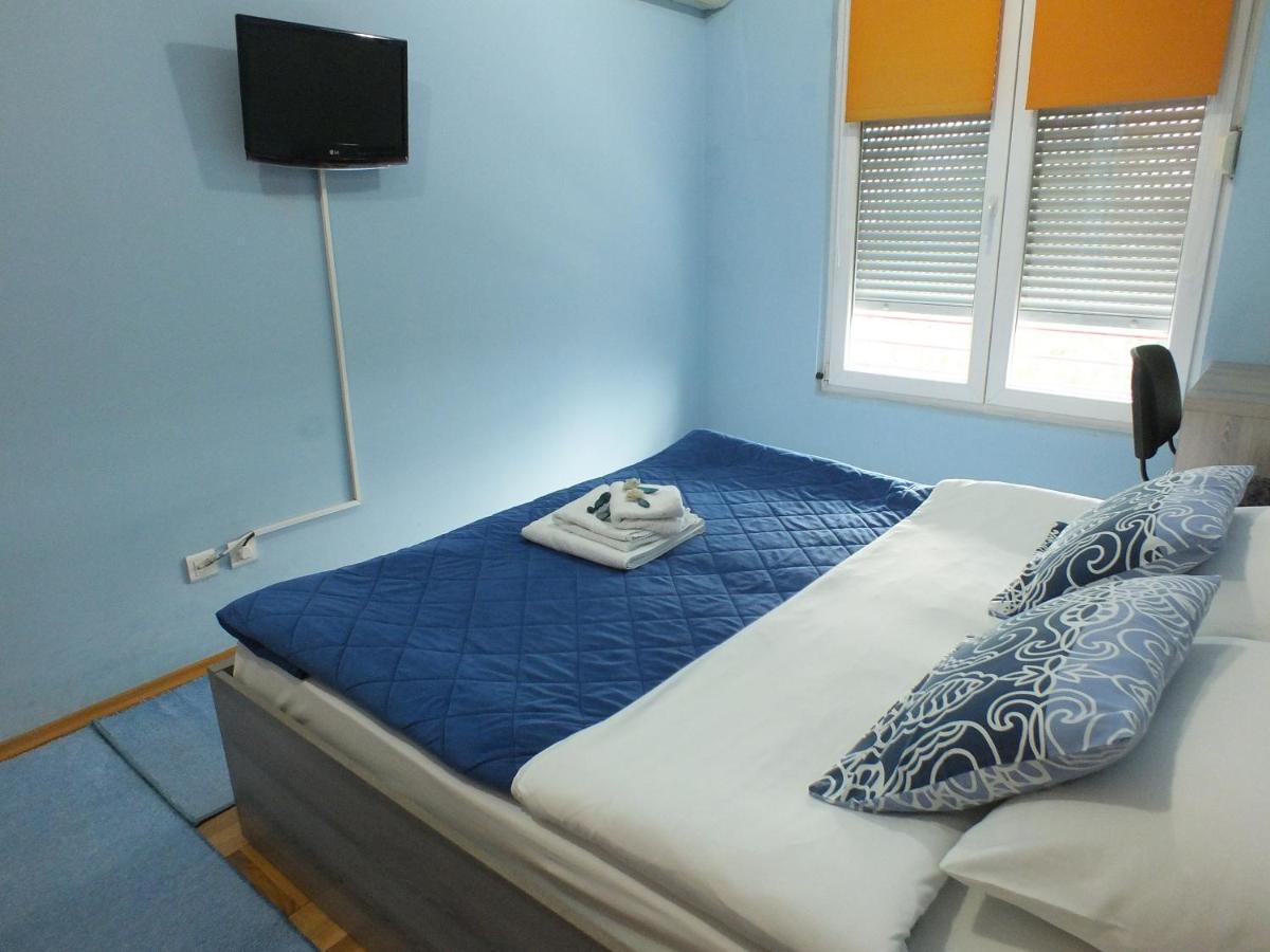 Apartment Temple พอดโกริกา ภายนอก รูปภาพ